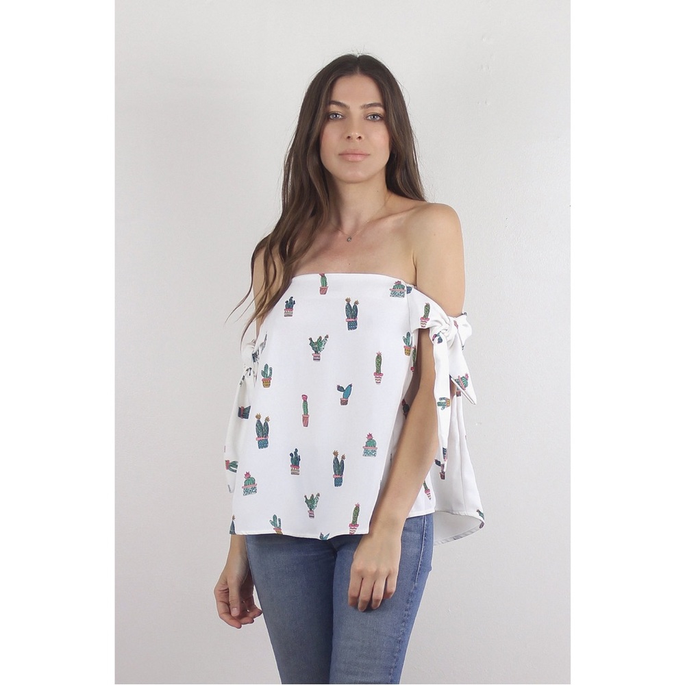 Cactus print off shoulder top